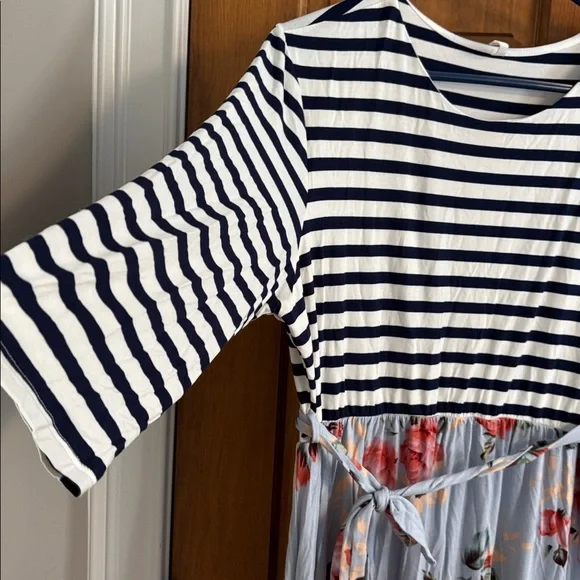 Size XL/1x PinkBlush maternity maxi dress mixed navy stripe and floral pink/blue - Picture 2 of 12
